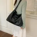 Casual black PU leather tote bag for women, large capacity shoulder bag for daily commute. - No Pendant / Black