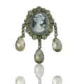 Vintage cameo crystal tassel brooch alloy rhinestone elegant retro lapel pin jewelry 1pc - Grey Green