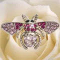 Exquisite crystal bee brooch pin with pink rhinestones, alloy fashion accessory for women. - Silver Rainbow