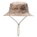 Detailaufnahme des Camouflage Fischerhutes mit verstellbarem Kinnriemen und Belüftung. - Einheitsgröße / Spanisch Digital