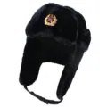 Schwarze sowjetische Ushanka Wintermütze mit Stern Abzeichen, dicke warme Bombermütze. - Einheitsgröße / Schwarz + Sowjetisches Abzeichen
