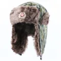 Winter Camouflage Ushanka Mütze mit rotem Sowjetstern Abzeichen winddichte warme Pelzkappe. - Einheitsgröße / Grün + Sowjetisches Abzeichen