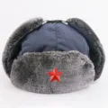 Winter winddichte Uschanka Bombermuetze mit dickem Kunstpelz und rotem Stern Abzeichen. - Einheitsgröße / Marineblau + Roter Stern