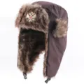 Winter thermische ushanka hoed met nepbont en metalen badge, winddichte buiten oorklep muts. - Eén maat / Koffie + Tweekoppige Adelaar Badge