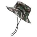Nahaufnahme des Tarn-Fischerhuts, Outdoor Sonnenschutz Angelhut mit verstellbarer Kordel. - Grünes Camo