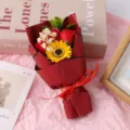 Regalo San Valentino rosa sapone girasole gipsofila mini bouquet confezione scatola - Girasole e 3 Rose Scatola Regalo / Altezza circa 18cm / Rosso