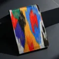 Primer plano detallado de la cubierta del cuaderno de arte étnico con rayas abstractas. - Cuaderno Étnico 3