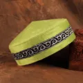 Kasachische ethnische bestickte Mütze Herren grüne Samt Kappe traditionelle Kopfbedeckung - Grüne Kappenbasis - Silbergarn