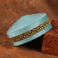 Dettaglio cappello tondo blu ricamato kazako, primo piano copricapo tradizionale etnico uomo. - 55-56cm / Base per Berretto Blu - Filo d'Oro