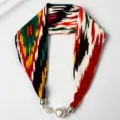 Sciarpa di seta con stampa etnica perla chiusura magnetica collana donna accessorio moda - 58*12.5cm / Modello 2