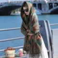 Bohemian paisley print cashmere feel winter shawl scarf for women, elegant travel cape wrap. - YF357 Green