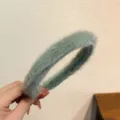 Green plush wide headband for women, fluffy winter hair hoop, simple daily hair accessory - Green