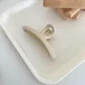 Minimalist matte beige large hair claw clip, elegant solid color shark clip for heavy hair - Hanger Style / Beige