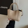 Beige weiche Leder Eimer Handtasche für Damen, lässige elegante Umhängetasche. - Khaki