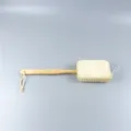 Cepillo de baño natural de sisal con mango largo de madera para exfoliación corporal spa - Blanco