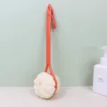 Spazzola doccia a doppia faccia con manico lungo, spugna in rete e setole morbide per il bagno. - Colore carminio