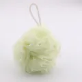 Esponja de ducha de malla suave con cordón, puf de baño verde claro para limpieza corporal. - Verde claro