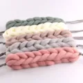 Large braided mesh bath sponge for body scrubbing, colorful long back wash strip with hanging loop. - 80g Solid Color Random