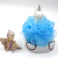 Éponge de bain licorne mignonne avec filet bleu doux et base en céramique pour le corps. - Bleu