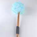 Cepillo de esponja de bano con mango de madera y malla azul para el cuidado corporal. - OPP / Verde Metálico