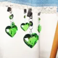 Élégantes pinces de table en jean et dentelle avec pendentifs en cristal cœur vert. - 45 Cœur / 1 Pièce/Paquet / Vert Herbe