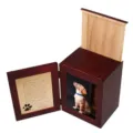 Wooden pet memorial urn box with photo frame and condolence letter design for cats and dogs - 20*15*15 cm / Red