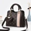 Borsa a tracolla stampata da donna elegante borsa con manico intrecciato e ciondolo - monogramma