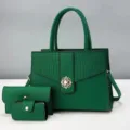 Set di borse verdi testurate con borsa strutturata, portafoglio e porta carte. - Verde