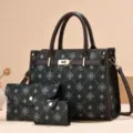Vue détaillée de l'ensemble de sacs à main monogramme de luxe avec fermeture à verrou. - Noir Imprimé