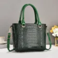 Groene lakleren damestas met krokodillenprint, stijlvolle schoudertas en handtas voor dames. - Groen
