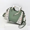 Borsa da donna elegante con manico in metallo a gatto e inserti a quadri alla moda. - Verde