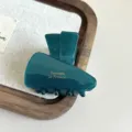 Dark green acetate hair claw clip detail, elegant geometric mini hair accessory for daily wear. - 4.50cm / Blue