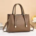 Elegante borsa marrone con motivo coccodrillo, borsa a spalla capiente per lavoro. - Khaki scuro