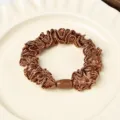 Coletero de tela marrón con cuenta elástico para el pelo coleta soporte uso diario - Café