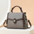 Joli sac à main élégant pour femme et sac bandoulière chic en gris et marron tendance. - Gris et café