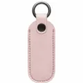 Funda protectora de cuero rosa para unidad flash USB con anillo metálico y broche seguro. - Rosa
