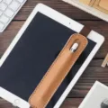 Elastic leather pencil holder for Apple Pencil, brown tablet stylus pen storage pouch sleeve. - Brown