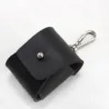 Funda protectora de cuero PU negro para auriculares inalámbricos con gancho y botón. - Negro