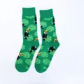 Green toucan pattern mid-calf casual cotton socks, comfortable and stylish daily wear. - One Size / Green