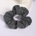 Coletero de pelo negro con pedreria brillante banda elastica para coleta de mujer - Gris Elegante con Strass