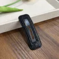 Pinza para el pelo con purpurina negra para mujer, accesorio elegante y minimalista. - Cuadrado / Negro