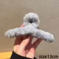 Pinza de pelo de felpa gris para mujer, gancho peludo grande para estilo elegante. - 13cm / Gris