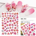 Gedetailleerd overzicht van 3D blad nagelstickers, ultradunne zelfklevende manicure patch roze bloemen. - DD-751