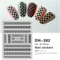 3D zwart-wit schaakbord nail art stickers, DIY manicure stickers, afmeting 80x105mm. - DH-382 Zwart-Wit Ruitjes