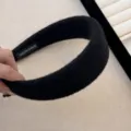 Diadema ancha de lana negra, accesorio de pelo elegante de estilo francés versátil. - Diadema Negra