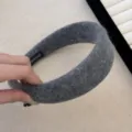 Diadema ancha de fieltro de lana gris, suave accesorio para el cabello de estilo elegante diario. - Diadema Gris