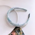 Diadema de tela de tweed azul claro para mujer, accesorio para el cabello elegante. - Azul