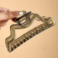 Pinza de pelo grande de 13 cm antideslizante onda hueca accesorios de pelo mujer - Gris