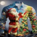 Detallada vista de la vibrante camisa de manga larga para hombre con estampado de Papá Noel 3D. - CXCS-LL19 (Papá Noel Montaña de Nieve Estrellada)