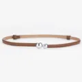 Fin ceinture en cuir marron avec boucle sphérique argentée pour accessoire élégant. - 95cm / Caramel Mat